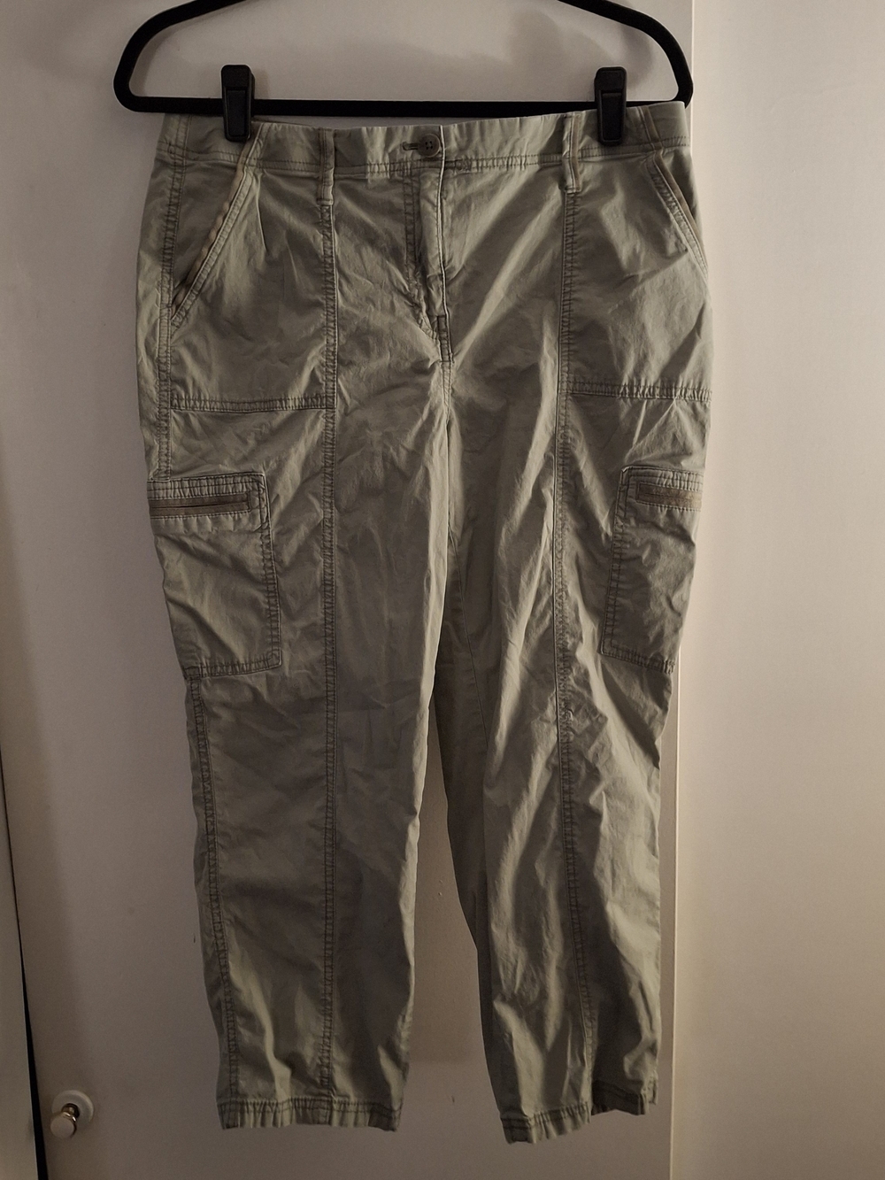 Chico's Light Sage Cropped Cargo Pants